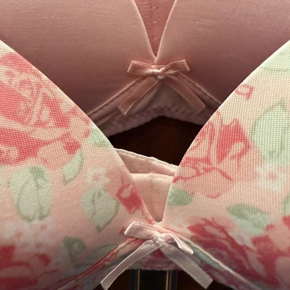 Bebe  NWT Girls Sz 32A  3 Pack Pinks & Floral Slightly Padded Bras  (I049) - Picture 4 of 9